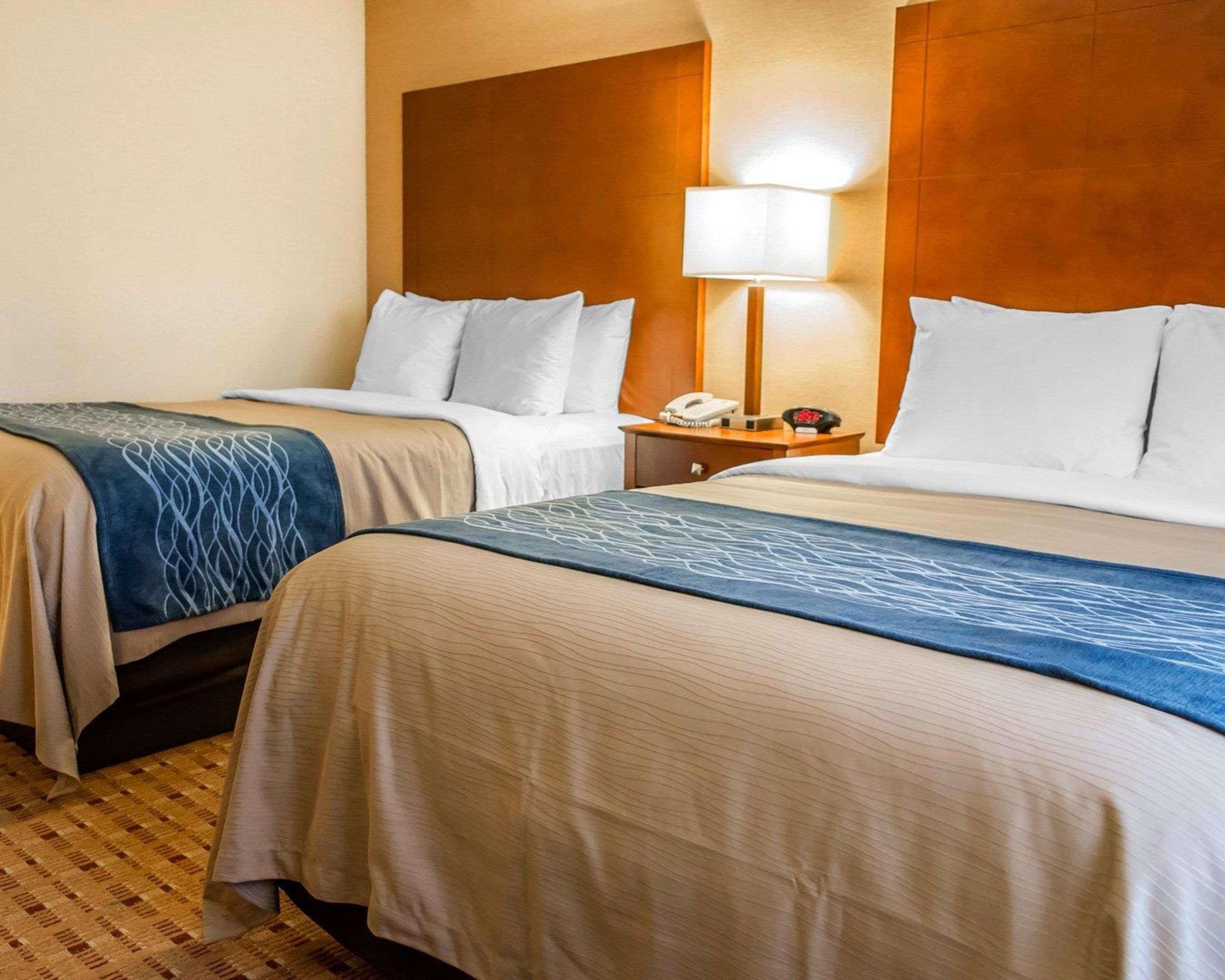 Comfort Inn & Suites Franklin East Екстериор снимка