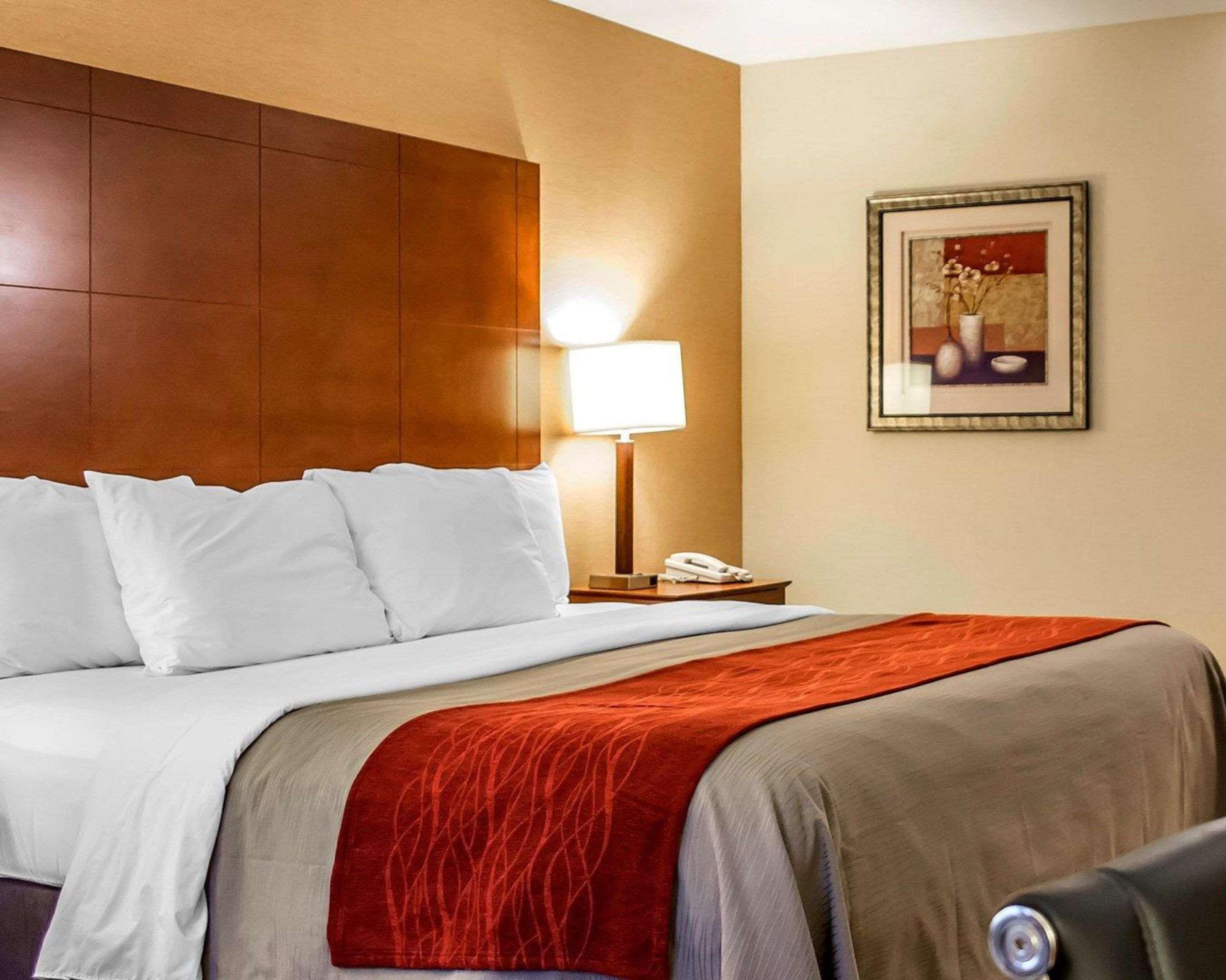 Comfort Inn & Suites Franklin East Екстериор снимка