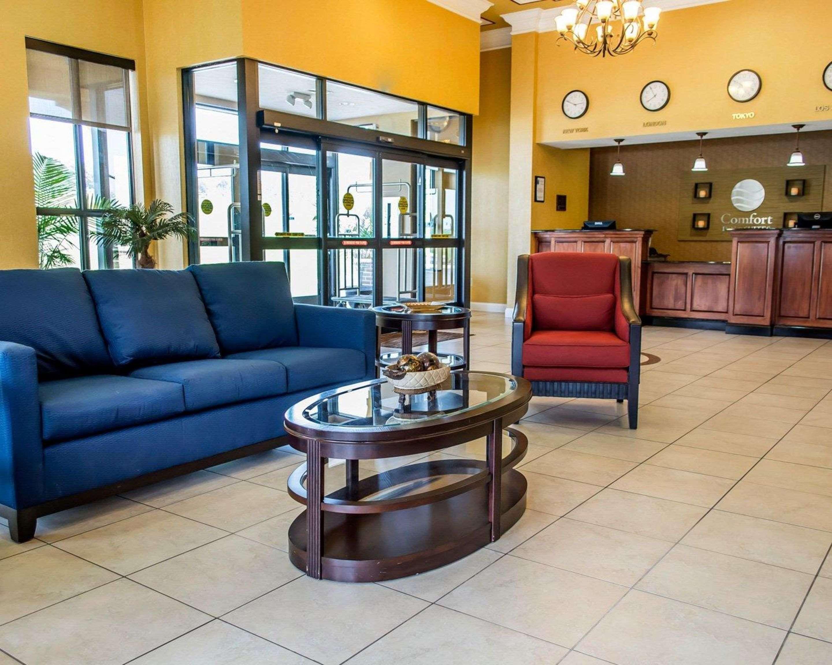 Comfort Inn & Suites Franklin East Екстериор снимка