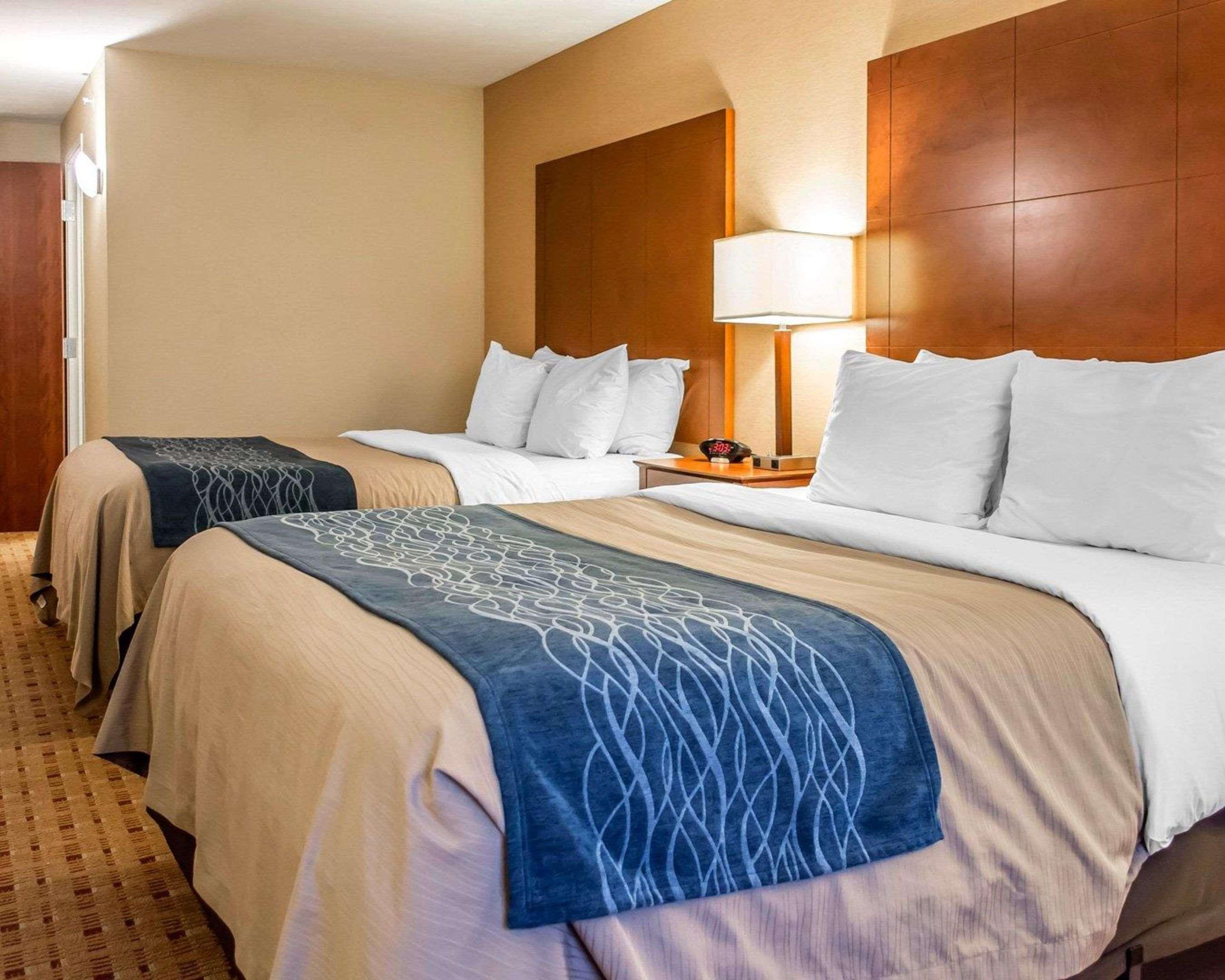 Comfort Inn & Suites Franklin East Екстериор снимка