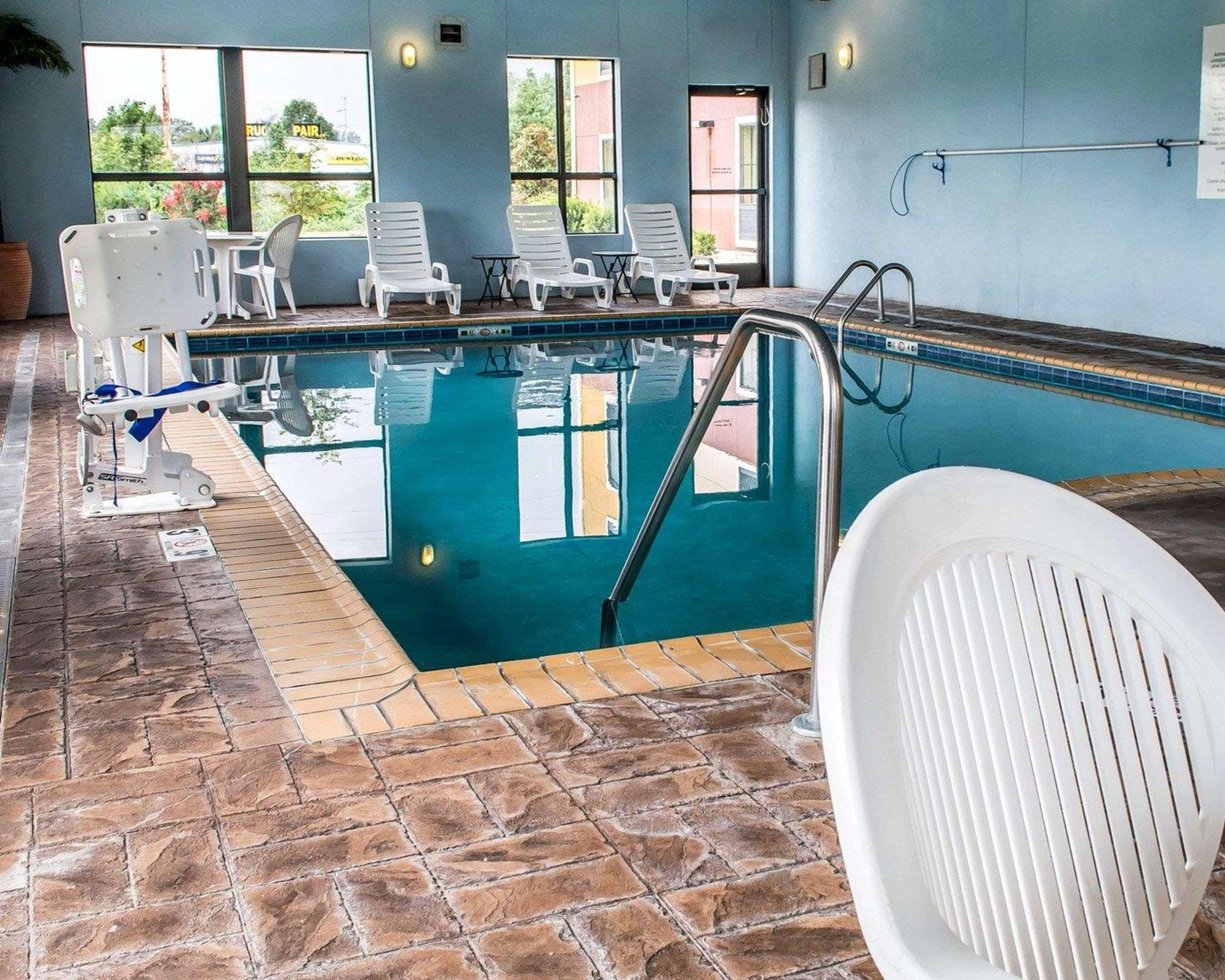 Comfort Inn & Suites Franklin East Екстериор снимка