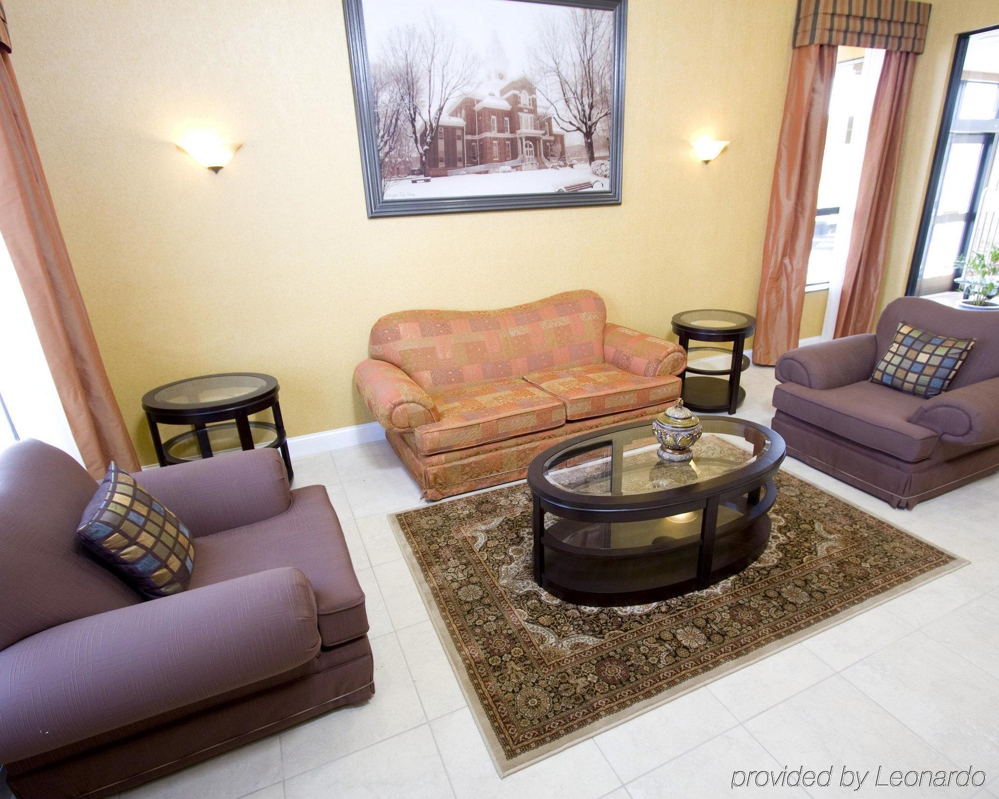 Comfort Inn & Suites Franklin East Екстериор снимка