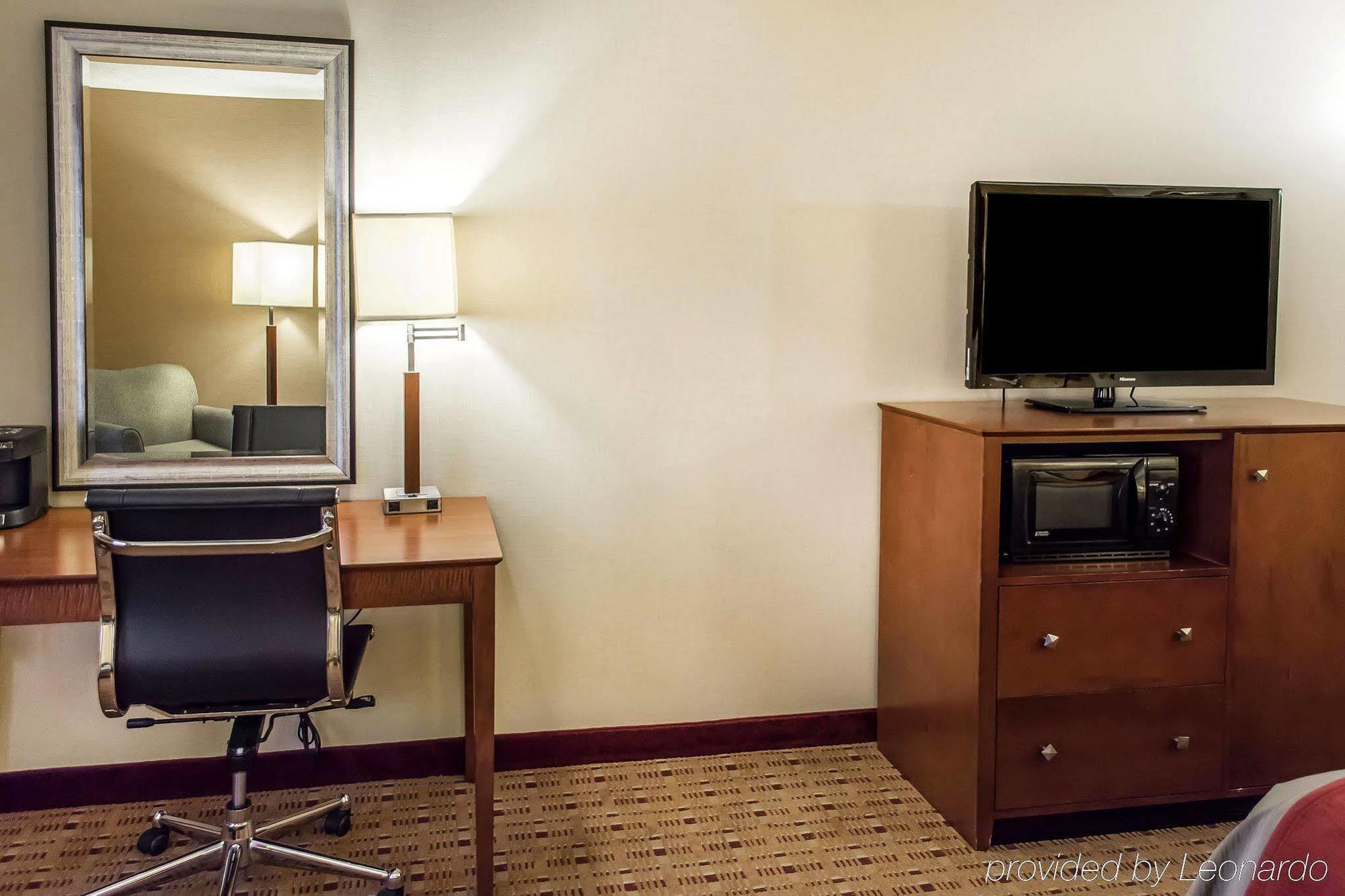 Comfort Inn & Suites Franklin East Екстериор снимка