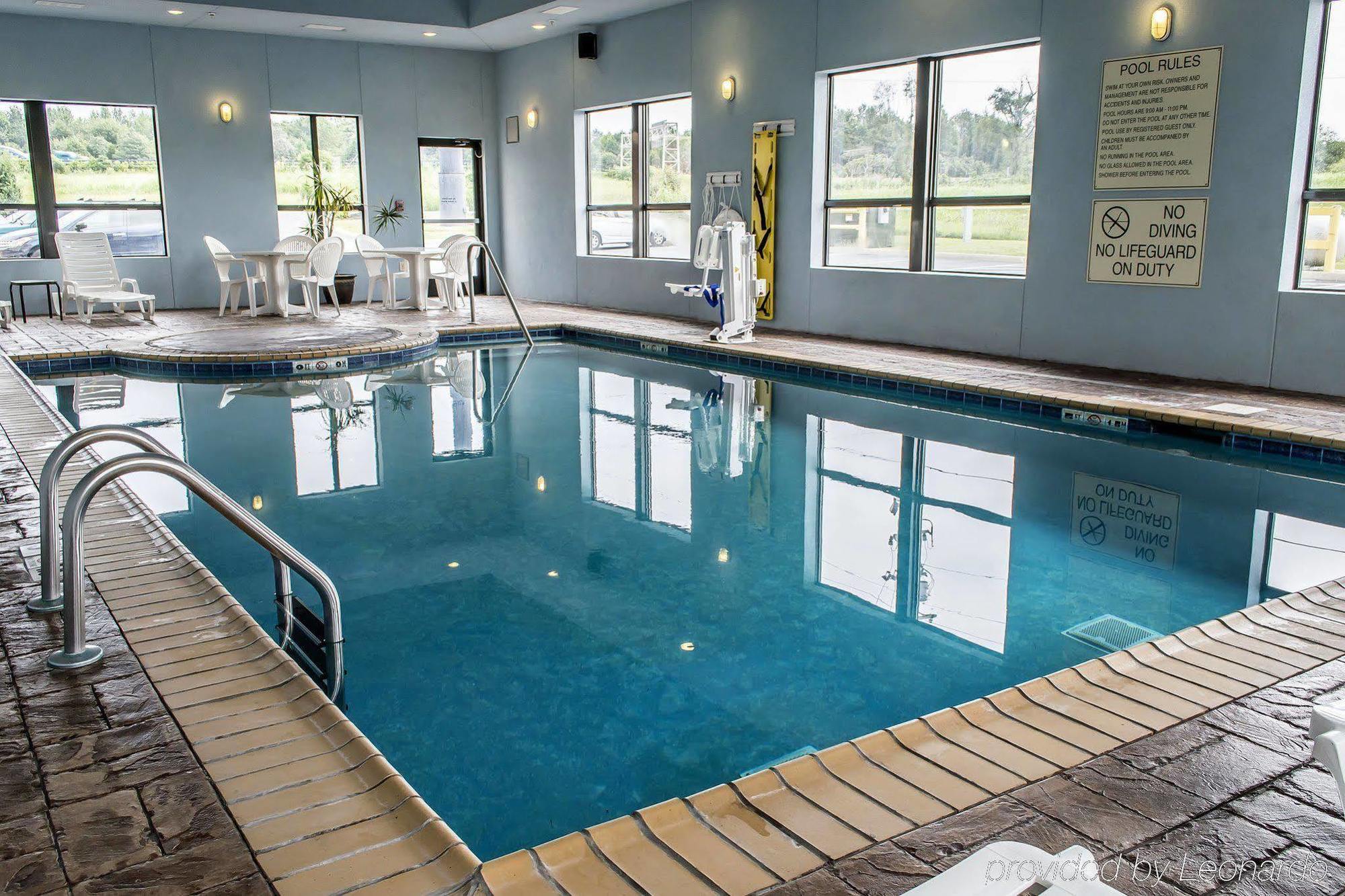 Comfort Inn & Suites Franklin East Екстериор снимка